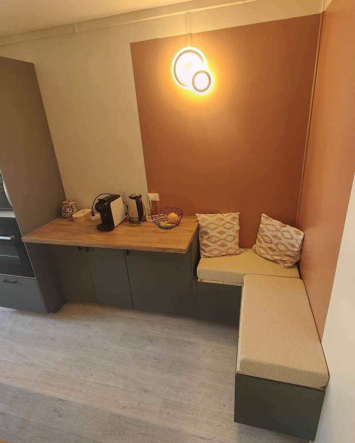 Assemblage et installation de mobilier divers